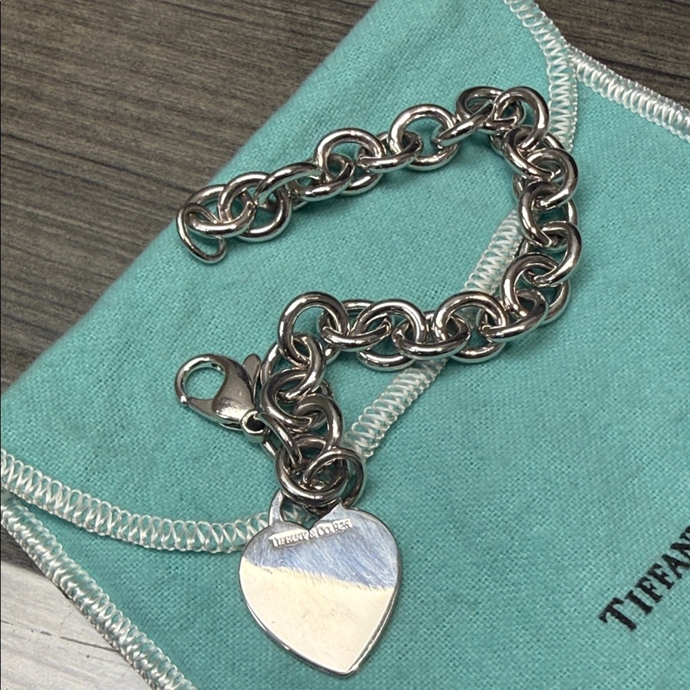 Tiffany & Co. Silver Heart Tag Charm Bracelet - Aqua Pouch